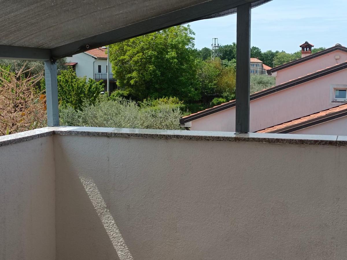 Apartment Analaura Umag Exteriör bild